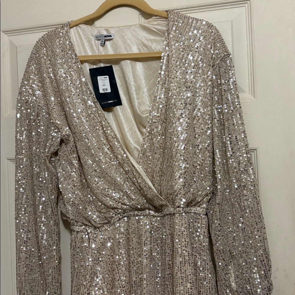 Fashion Nova Sequin Long Sleeve Dress in Gold - Picture 2 of 4